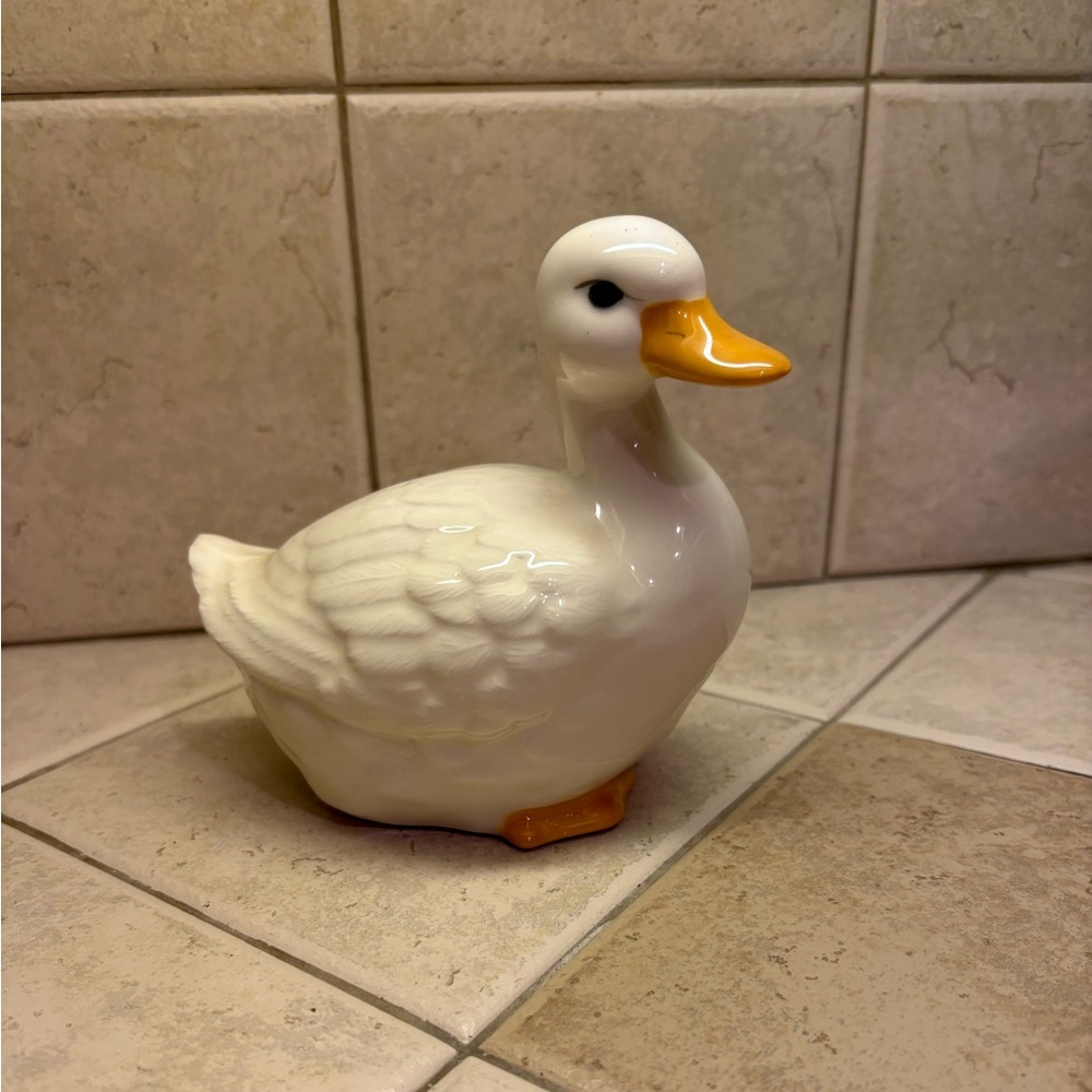 Vintage Ceramic Duck Hand Painted Lasting  Products Inc. Made In USA